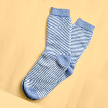 Load image into Gallery viewer, 100% natural merino socks