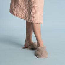 Load image into Gallery viewer, plastic-free hemp house slippers
