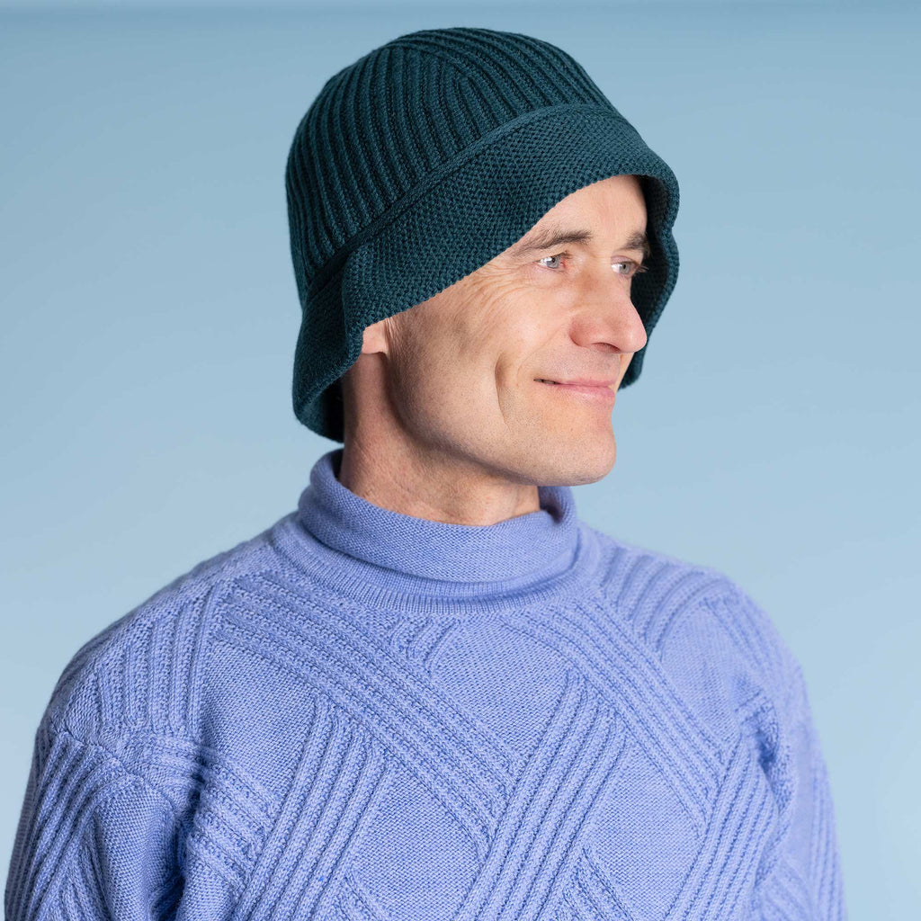 Organic merino wool hat plastic-free