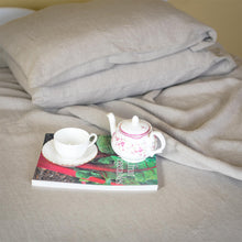 Load image into Gallery viewer, organic linen bed sheets