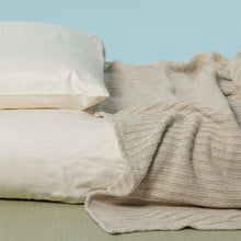 Load image into Gallery viewer, hemp knit blanket