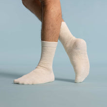 Load image into Gallery viewer, organic hemp socks 100% biodegradable
