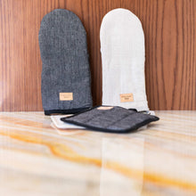 Load image into Gallery viewer, organic linen pot holder oven mitt
