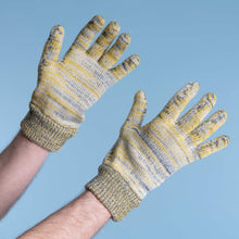 Load image into Gallery viewer, elastic-free 100% organic merino wool gloves