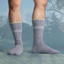Load image into Gallery viewer, organic merino wool hiking socks