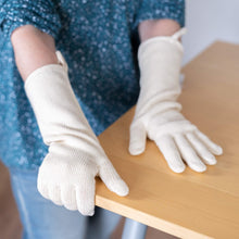 Load image into Gallery viewer, organic cotton gardeners' gloves