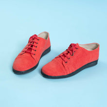 Load image into Gallery viewer, handmade hemp trainers