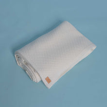 Load image into Gallery viewer, warm organic merino wool blanket