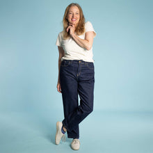 Load image into Gallery viewer, women's organic cotton stretch jeans
