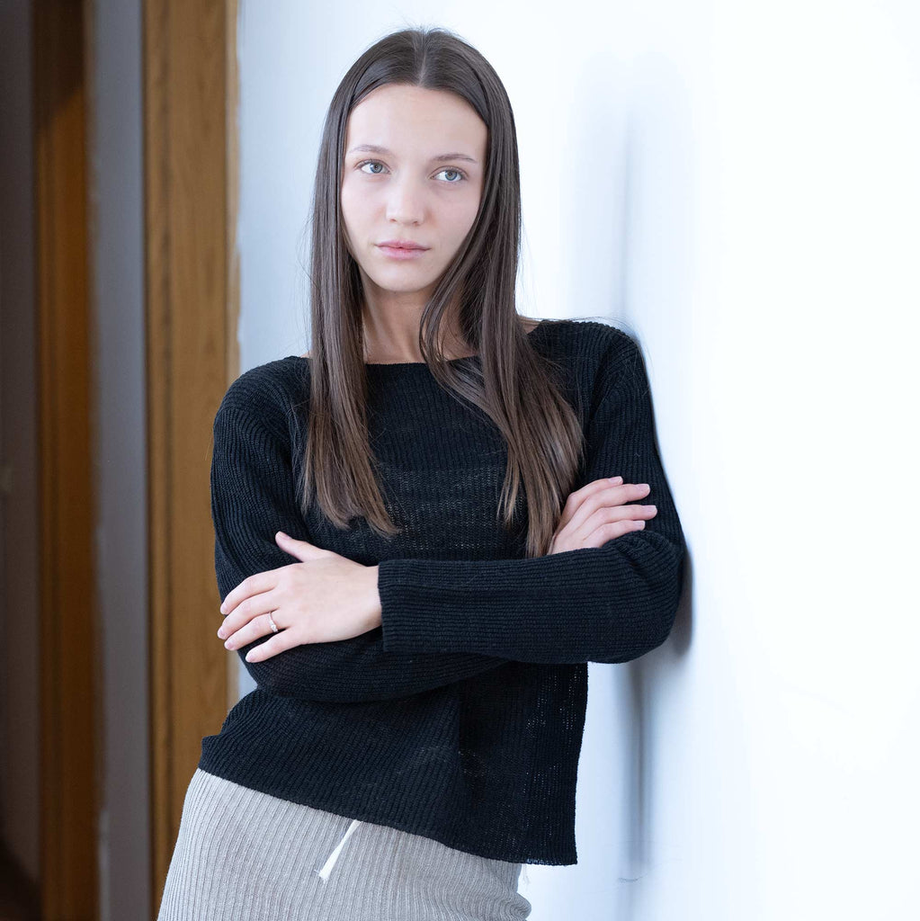 100% organic linen knit blouse