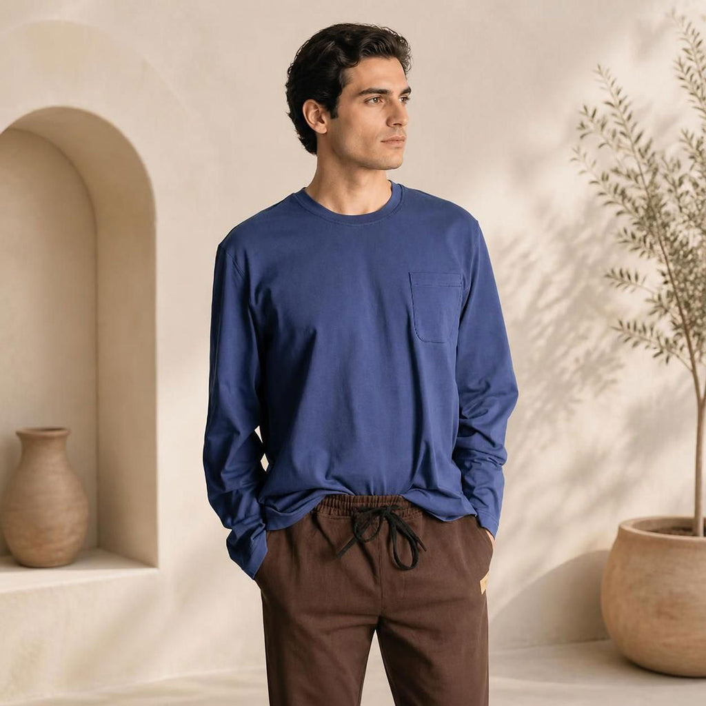 100% organic cotton long-sleeve pocket t-shirt