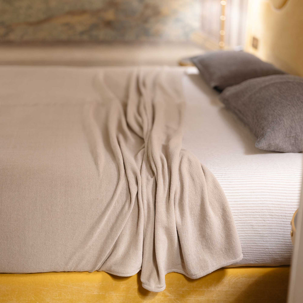 100% organic hemp blanket