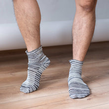 Load image into Gallery viewer, elastic-free 100% organic cotton socks
