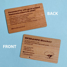 Load image into Gallery viewer, RFID-blocking card protects against identity theft