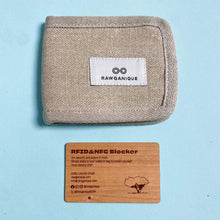 Load image into Gallery viewer, RFID-blocking card