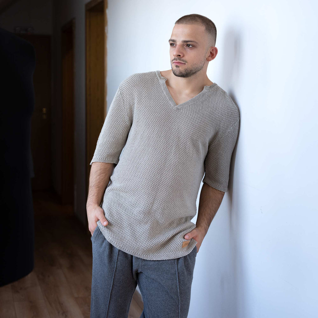 Organic linen biodegradable v-neck T-shirt