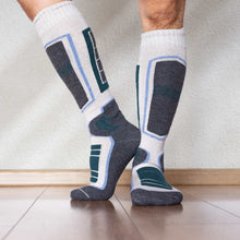 Load image into Gallery viewer, SNOWMASS 98% Organic Merino Wool Hiking Socks (2% Bio Elastic) (Thick, Warm, Certified Organic, Not Superwashed, No Forever Chemicals) (100% Biodegradable)