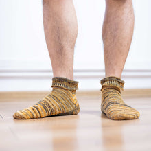 Load image into Gallery viewer, no elastic organic linen socks