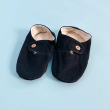 Load image into Gallery viewer, organic cotton house-shoes glue free elastic-free plastic-free sweatshop-free
