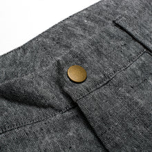 Load image into Gallery viewer, hemp shorts 8" inseam