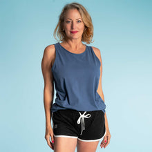 Load image into Gallery viewer, women's hemp fitness shorts