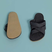 Load image into Gallery viewer, hemp sandals with natural rubber soles