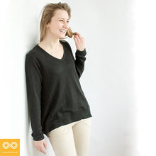 Load image into Gallery viewer, MONT BLANC V-Neck 100% Organic Hemp Knit Tunic Top (Discontinued)