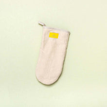 Load image into Gallery viewer, natural oven mitt