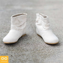 Load image into Gallery viewer, MADEMOISELLE Ladies Handmade Hemp Boots (Women's Sizes)