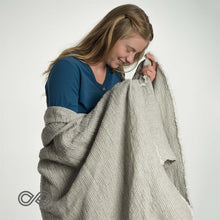 Load image into Gallery viewer, Bespoke Handwoven "Arles" 100% Organic French Linen Honeycomb Towel